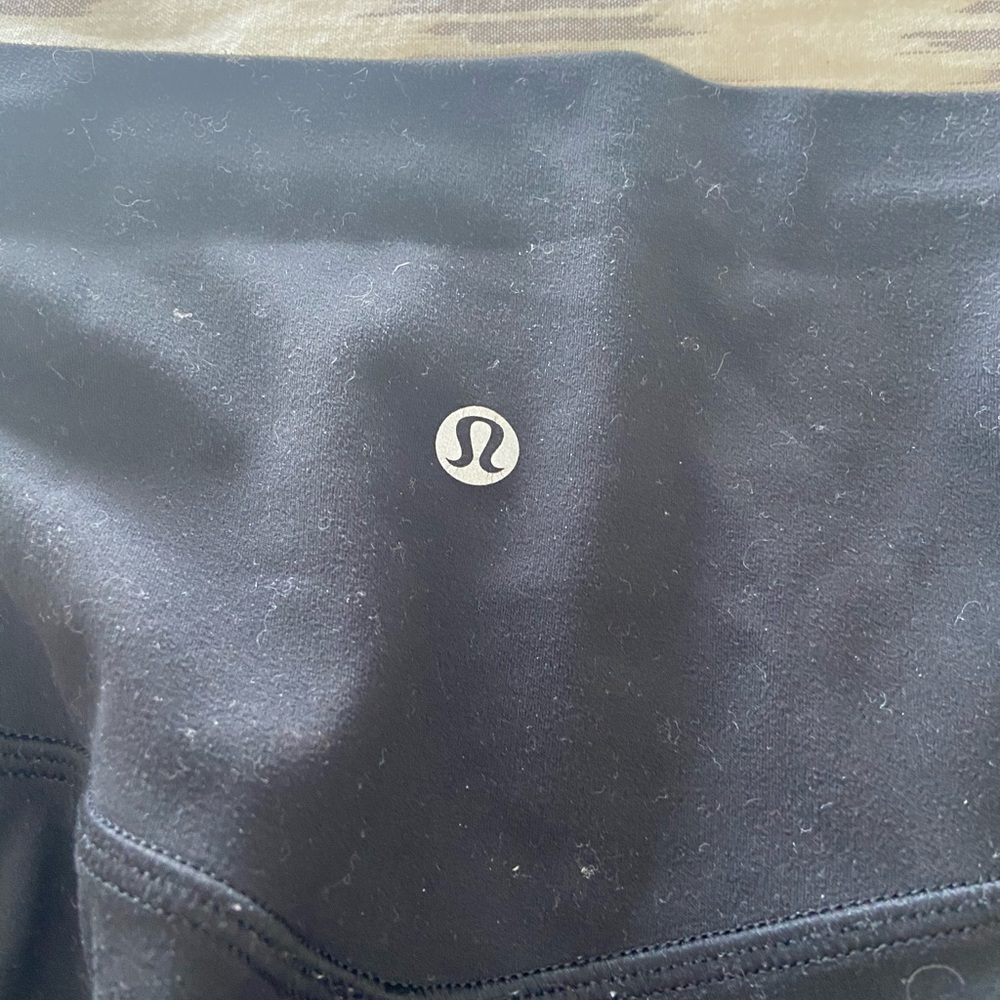 Lulu Align crop gently worn